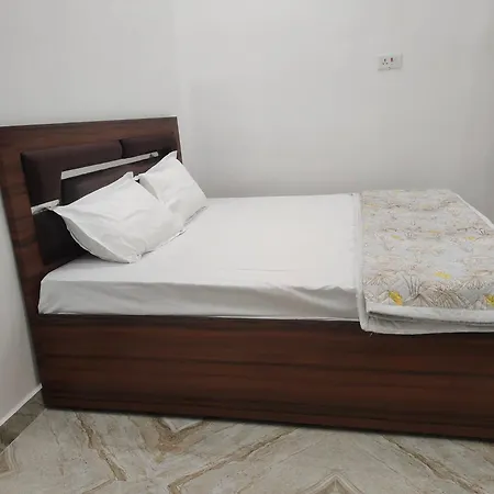 Abhya Home Stay Ayodhya Exterior photo